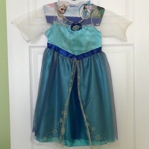 ❤️Super cute Elsa dress❤️